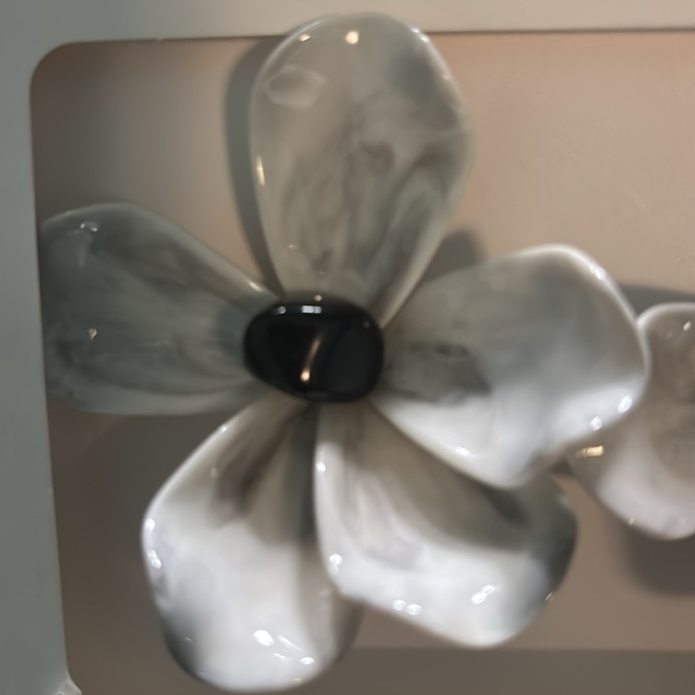 Zara Black and Gray Floral Earrings - Picture 4 of 4
